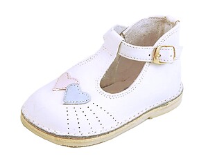 TI-424 - White Baby Shoes with Hearts