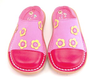 5X0812 (SALE) - Red Fuchsia Flower Clogs
