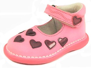 FARO 5Z8438 - Fuschia Hearts Shoes - Euro 19 Size 4