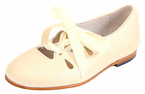 A-1123 - Ivory Ghillie Dress Shoes