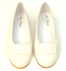 A-1182 - Ivory Tuxedo Bow Ballet Flats - Euro 34 Size 3