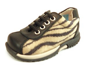 B-7138 - Zebra Sneakers - Euro 20 Size 4.5