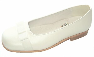 B-7608 - White Ribbon Flats