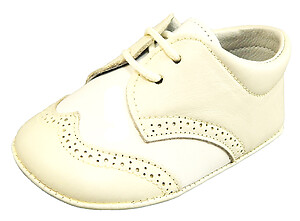 DO-135 - Ivory-White Wingtips