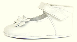 DO-130S - White Flower Crib Shoes