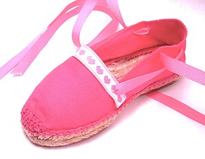 E-13 - Fuchsia Heart Espadrilles - Euro 33 Size 3