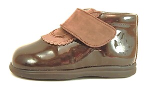 K-1011 - Brown Patent Boots - Euro 19 Size 4