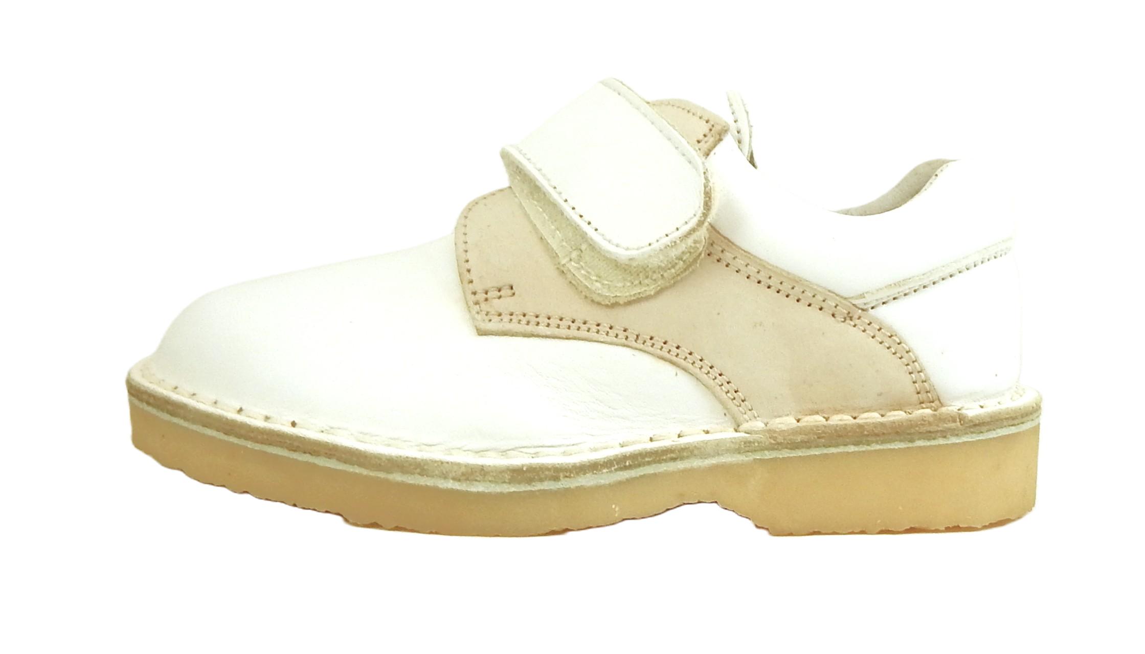 5S3120 - Boys' White Beige Saddle Shoes - Euro 24 Size 7