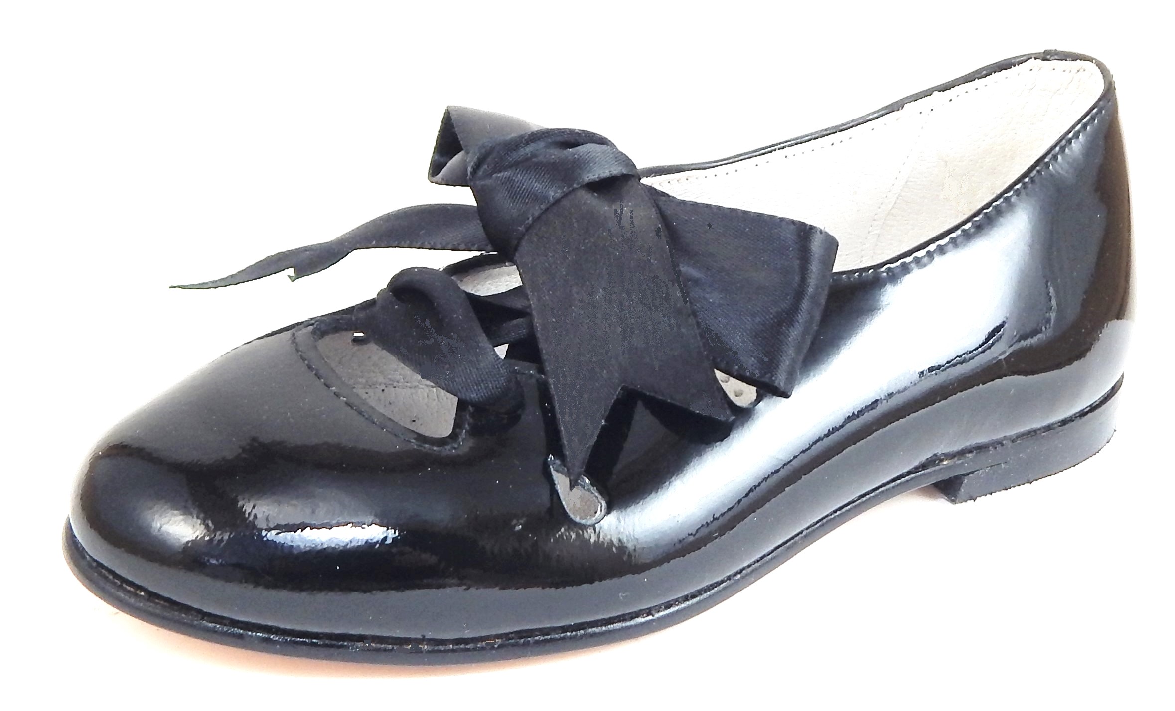 A-1123 - Black Patent Ghillie Shoes