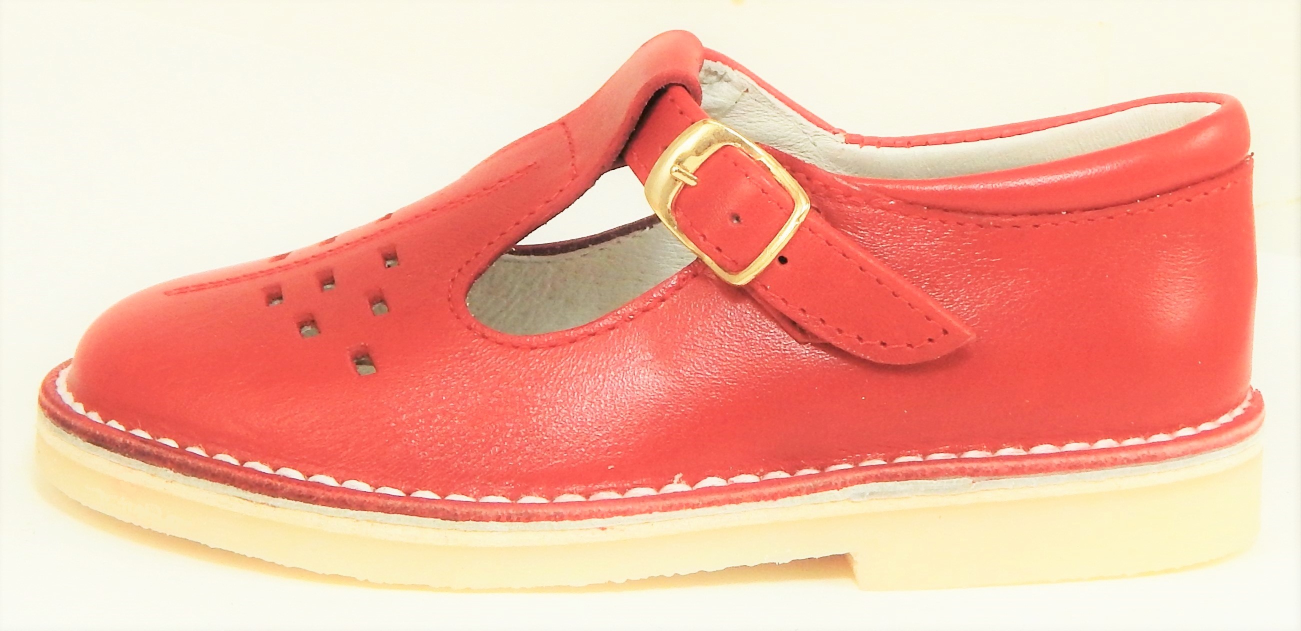 A-1154 P - Red Leather T-Straps
