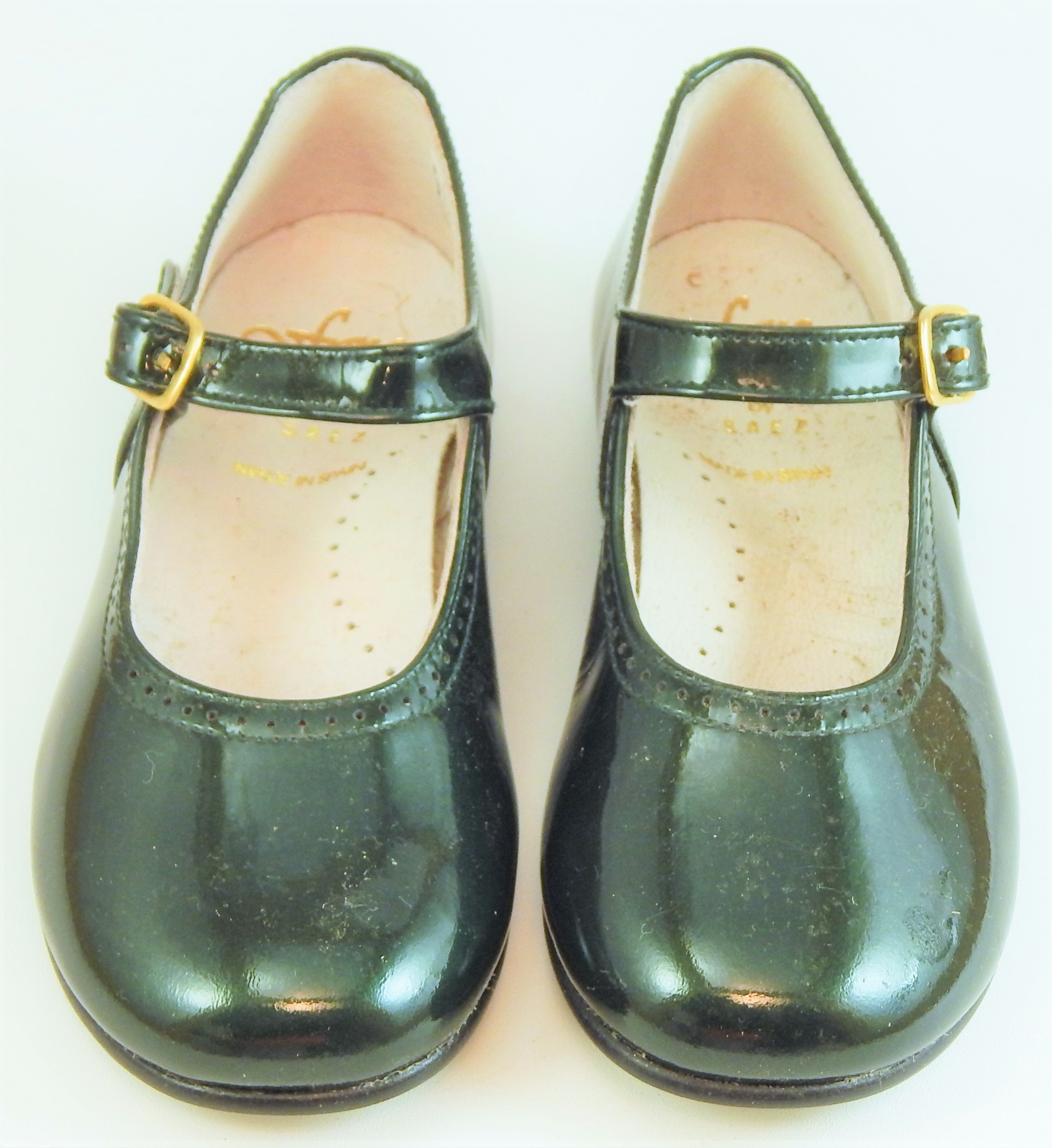 Faro F-4047 - Forest Green Patent Mary Janes - Euro 25 Size 8