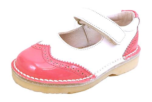 5T0410 - White & Fuchsia Wingtips - Euro 24 Size 7