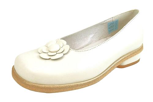 B-7305 - Ivory Flower Flats - Euro 28 Size 10-10.5