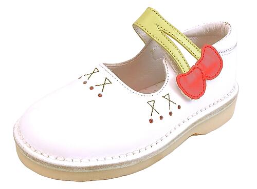 5U0811 - Cherry Mary Janes - Euro 24 Size 7