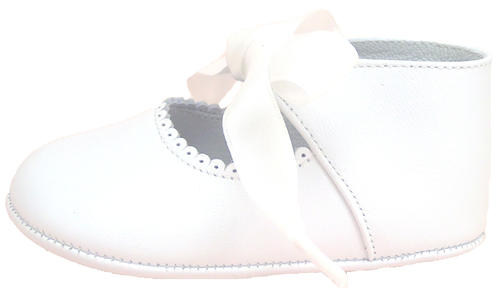 PR-229 - White Ribbon Pram Shoes