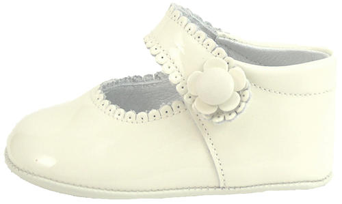 DO-153 - Ivory Patent Crib Shoes