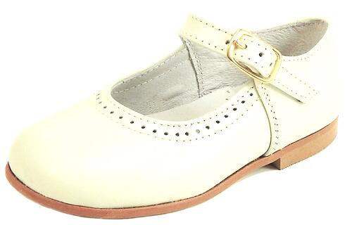 F-4047 - Ivory Mary Janes - Euro 20 Size 4-4.5