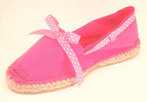 E-16 - Fuschia Dot Espadrilles